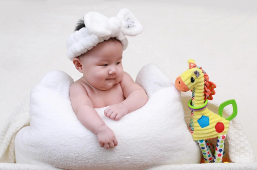 赣州宝宝几个月翻身